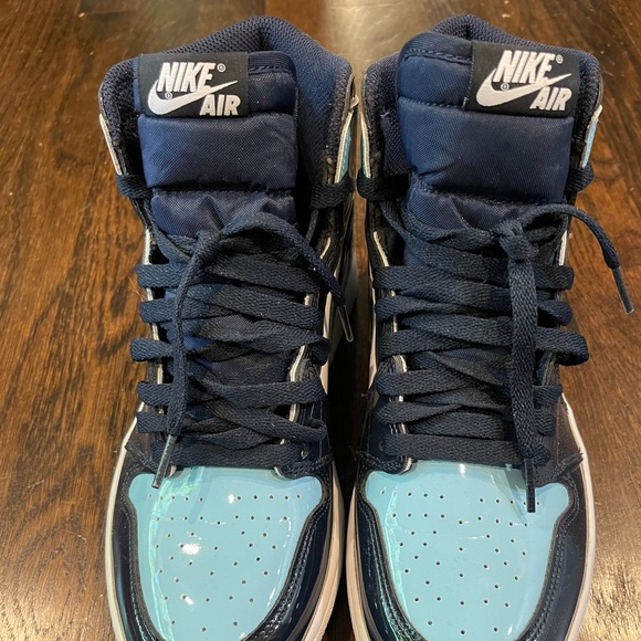 NEW Nike high top sneakers! - Picture 3 of 4